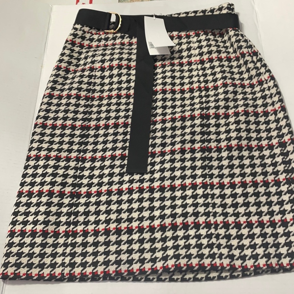 NWT Hugo Boss skirt